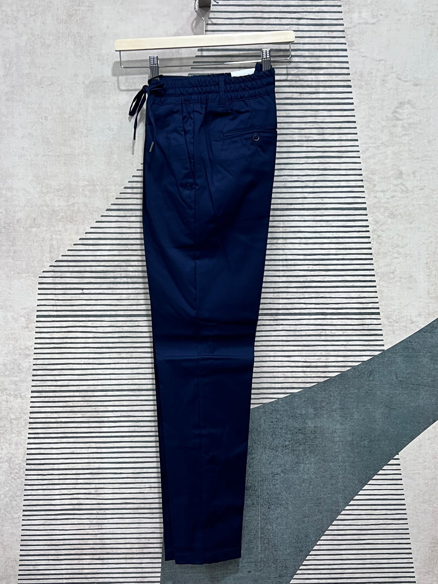 "Pantalone estivo Tela Para - vista laterale" colore blu
