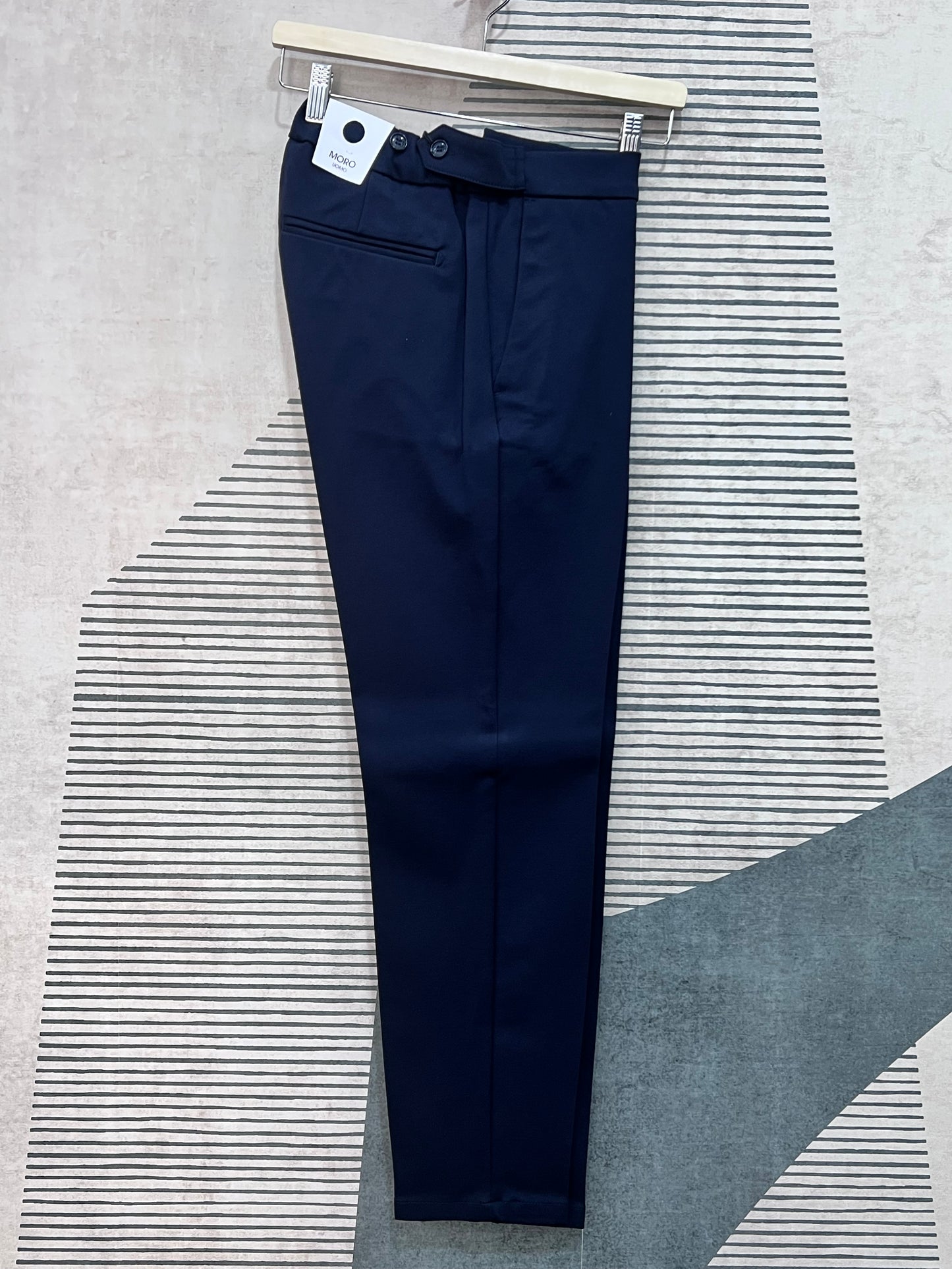 Pantalone punto milano blu - vista laterale con dettaglio fibbie