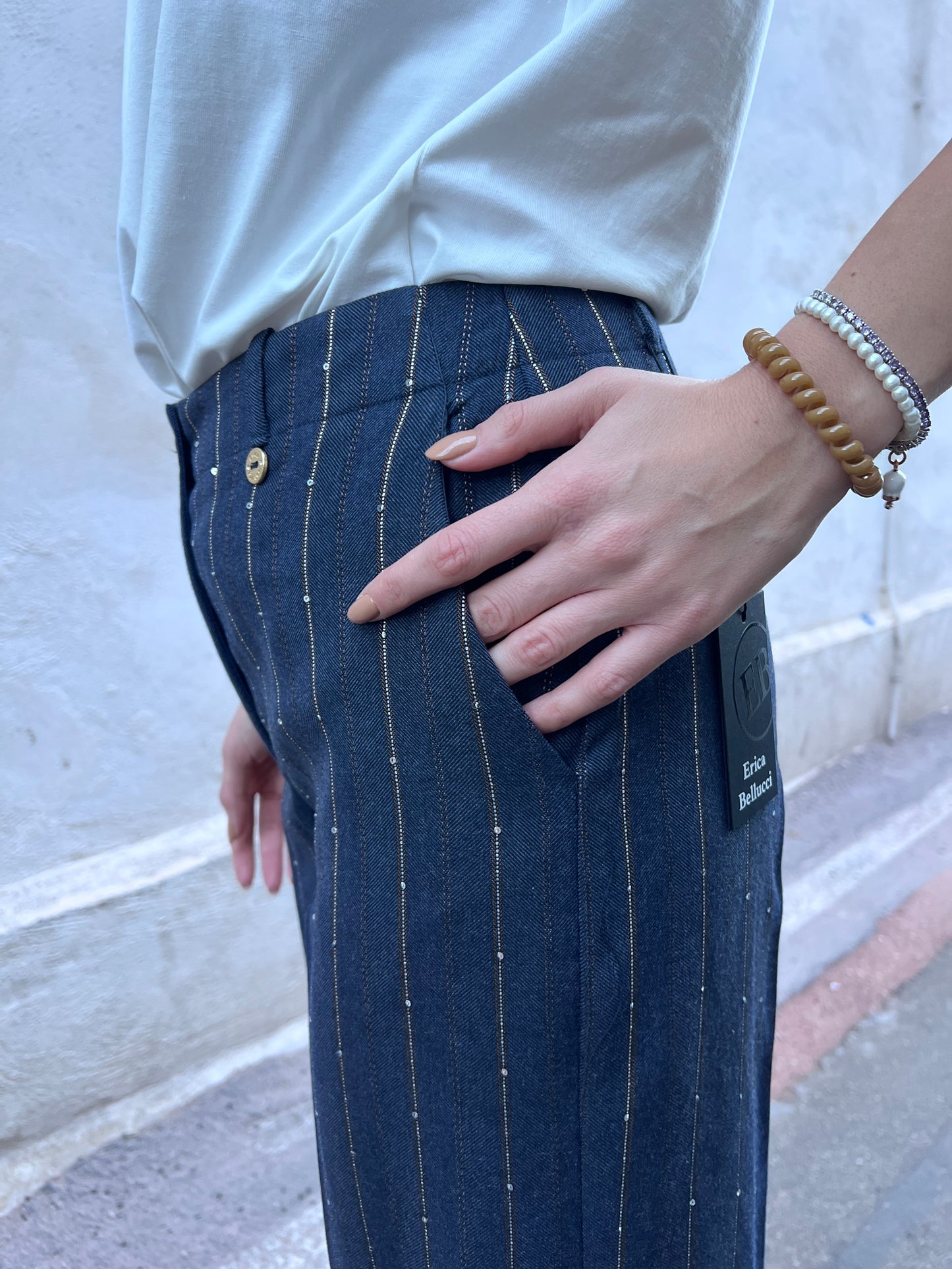 Pantalone palazzo donna blu gessato - dettaglio vita alta e tasca