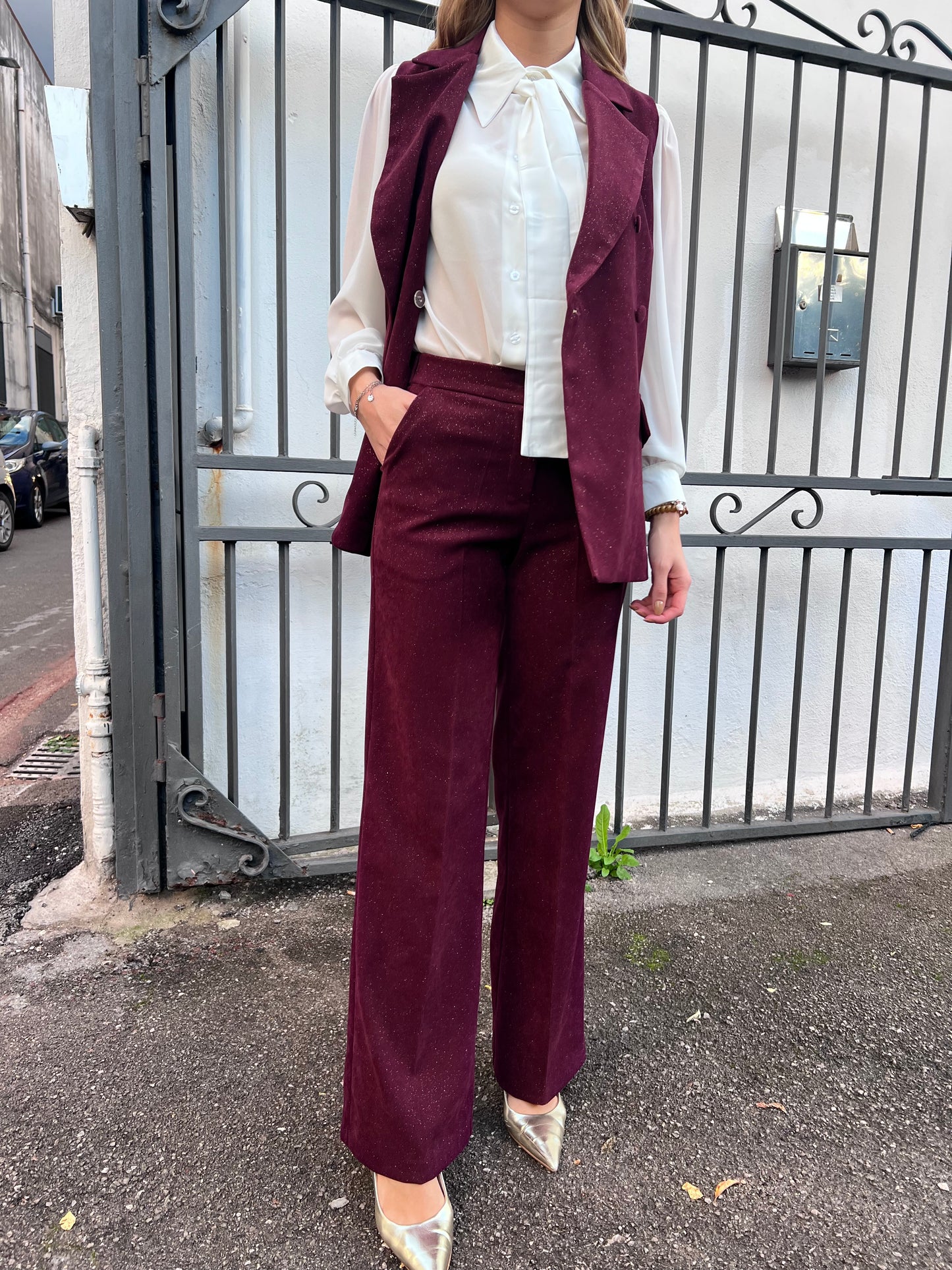 Tailleur 537 Bordeaux - pantalone palazzo - vista frontale completa