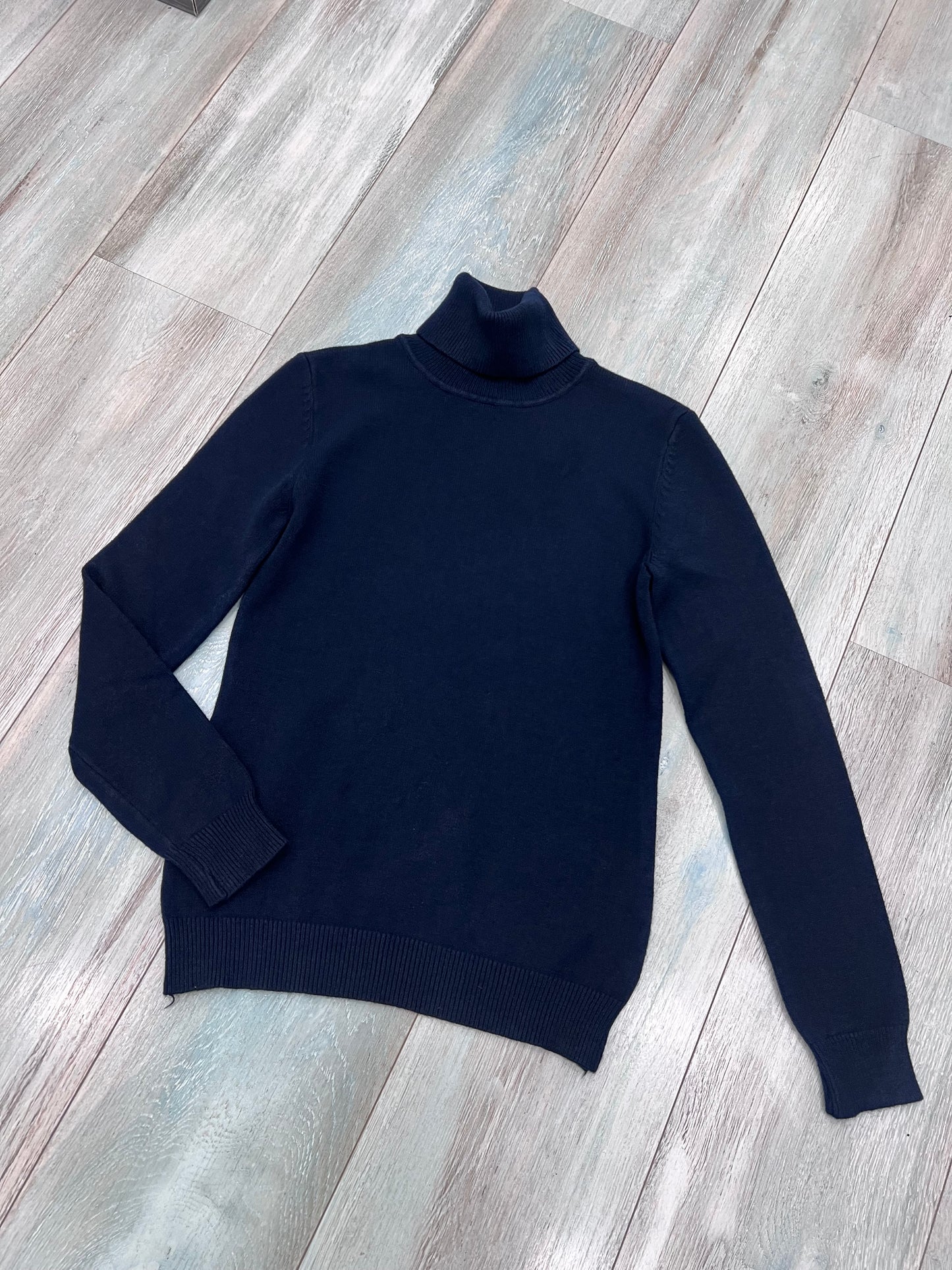 Maglia dolcevita donna collo alto - dettaglio frontale tessuto elastico morbido