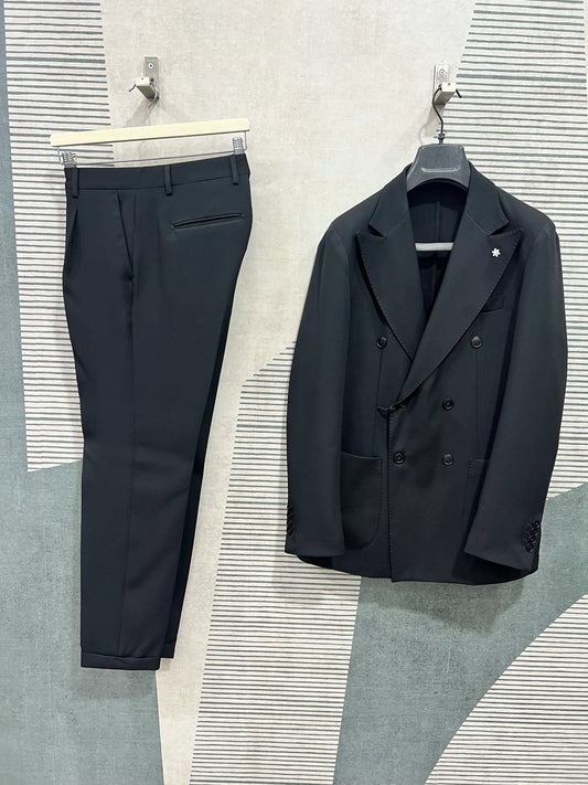 abito uomo doppio petto elegante da uomo Frarò nero Made in Italy, giacca doppiopetto e pantaloni sartoriali.