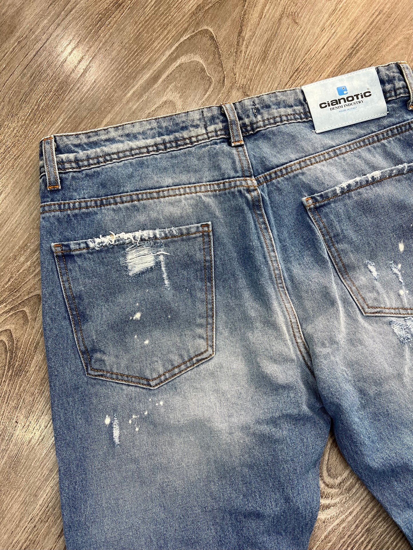 Jeans Ami Blue ( Solo Tg. 44 & 54)