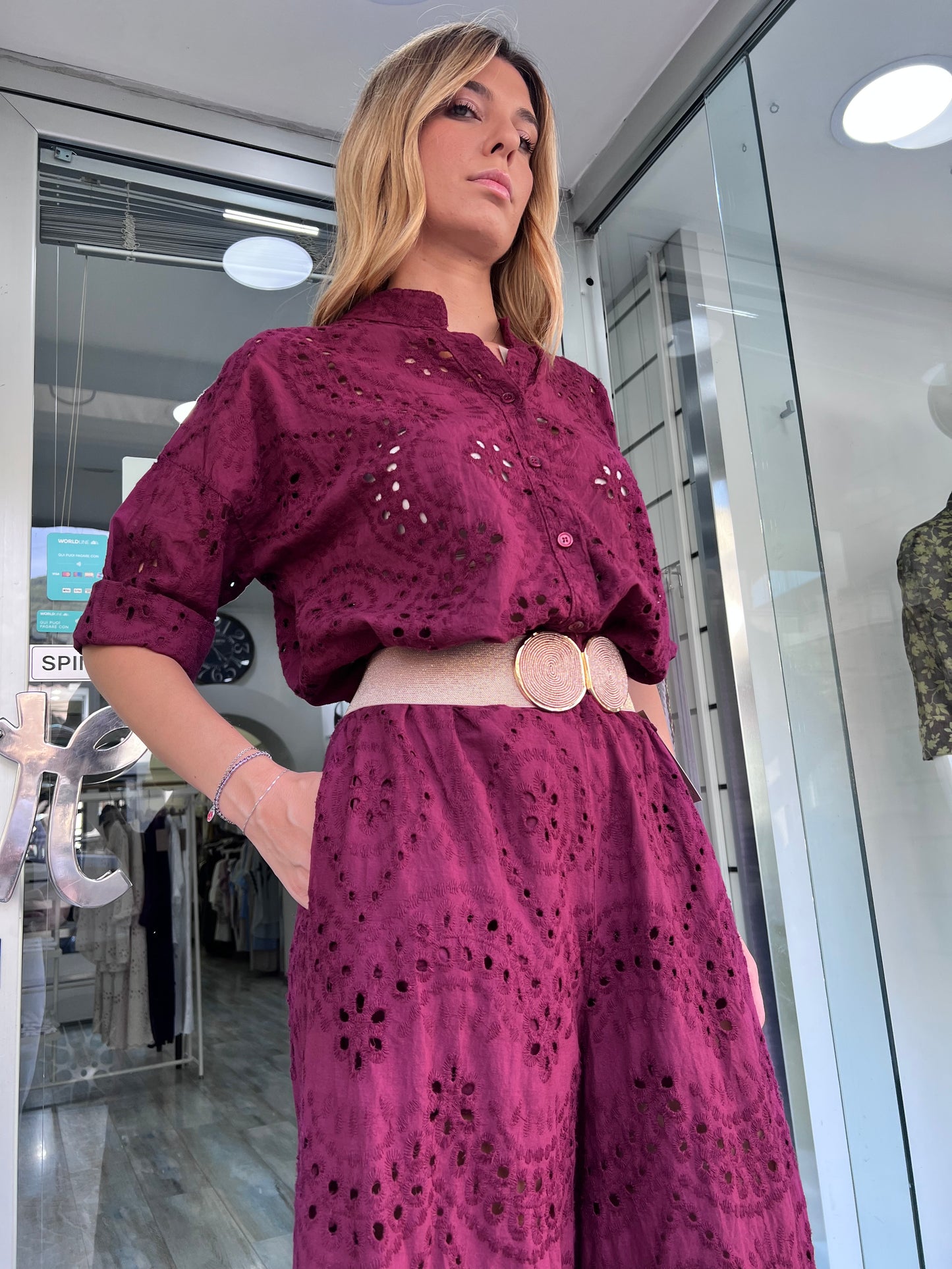 coord set in pizzo san gallo donna colore amarena – dettaglio elastico in vita del pantalone a palazzo, Made in Italy