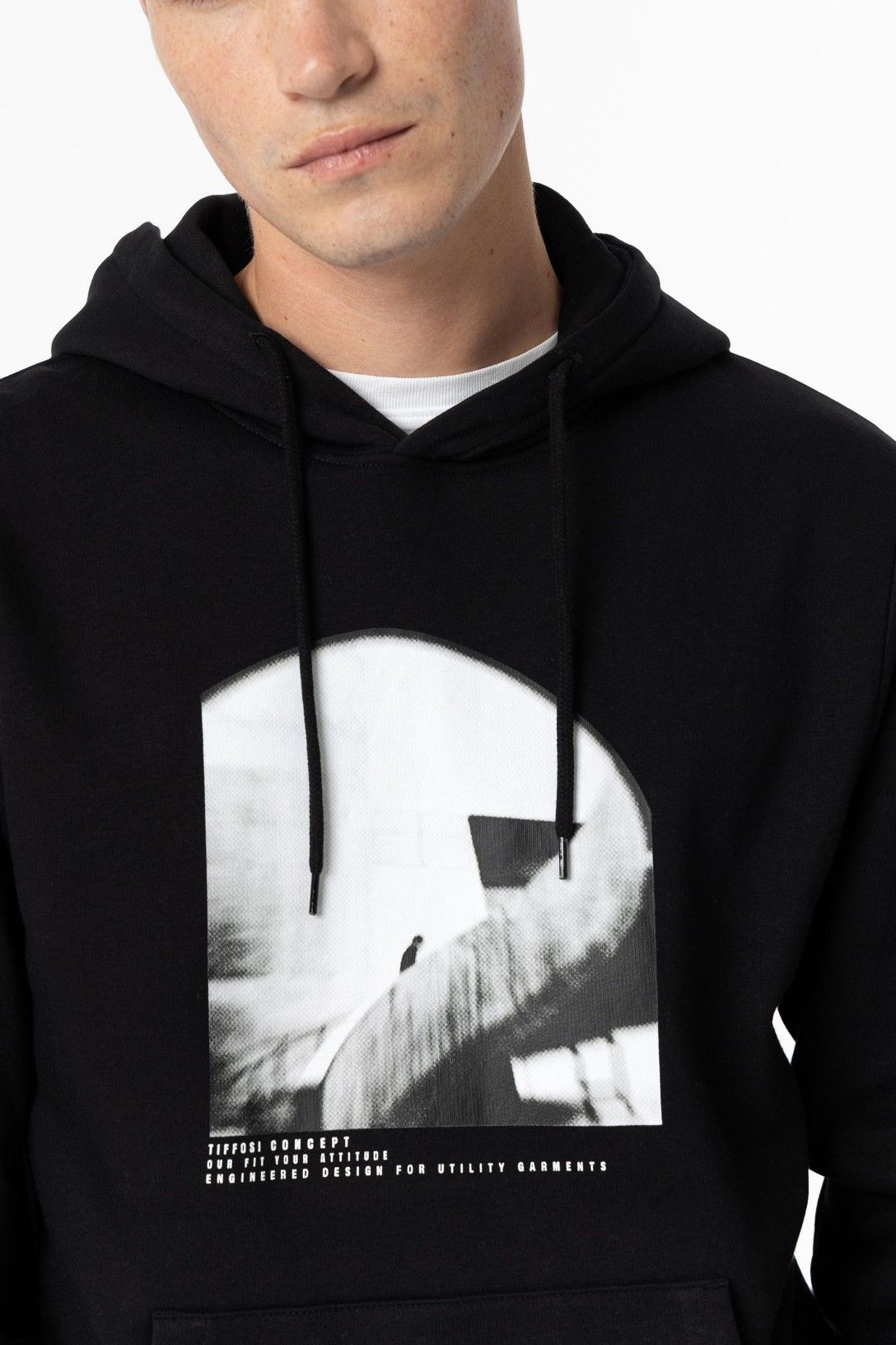 Bentlee Black Sweatshirt
