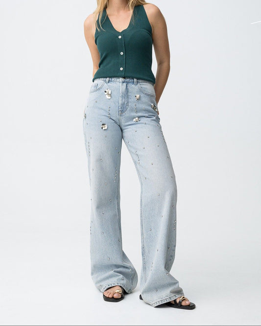 Jeans donna vita alta gamba larga Bonnye_61 indossati, vestibilità wide leg con Swarovski