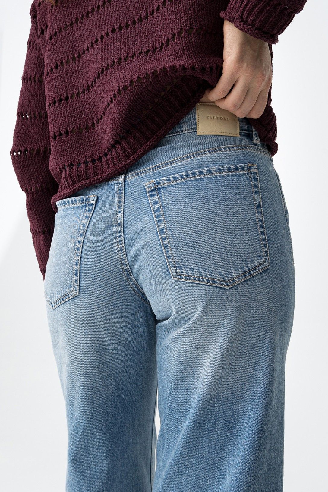 Jeans donna gamba larga blu chiaro Celin blu chiaro - dettaglio tasca e cuciture