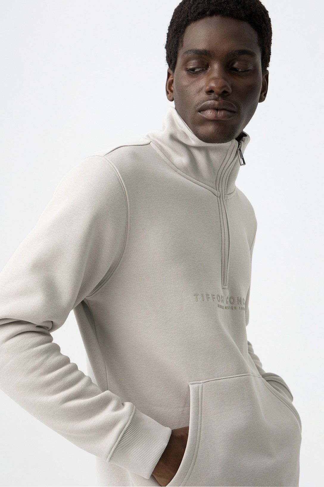 Felpa grigio con zip Tiffosi - vista laterale con tasca marsupio