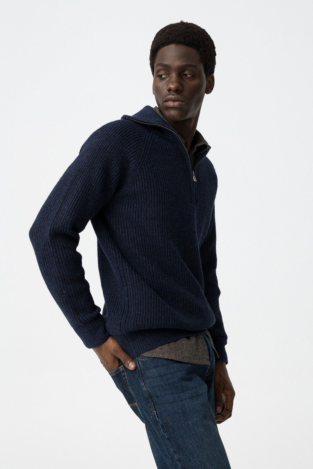 Maglione Javier Tiffosi blu - vista laterale del modello