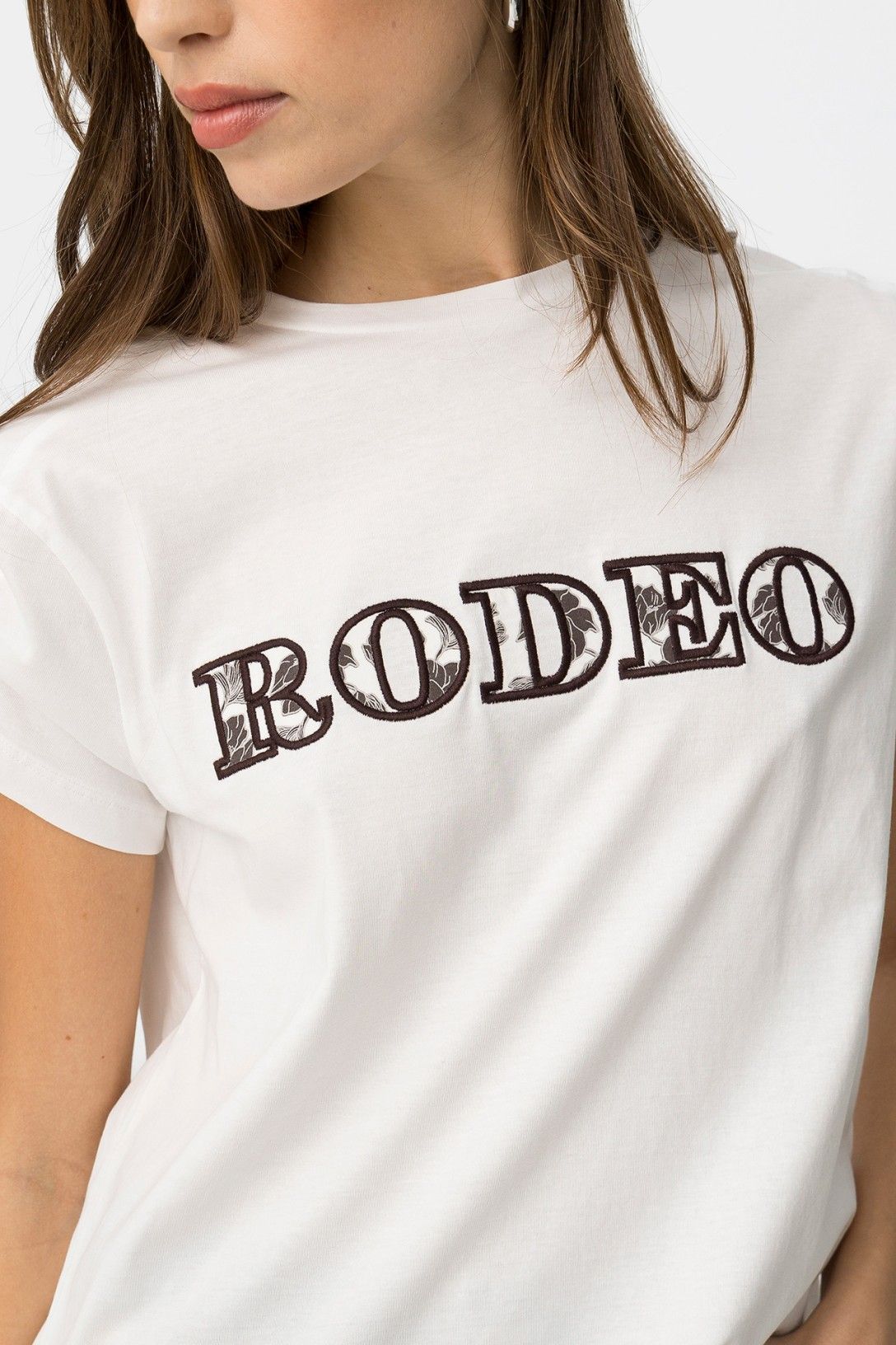 T-shirt donna cotone Judi dettaglio ricamo frontale - maglia cotone girocollo primavera estate