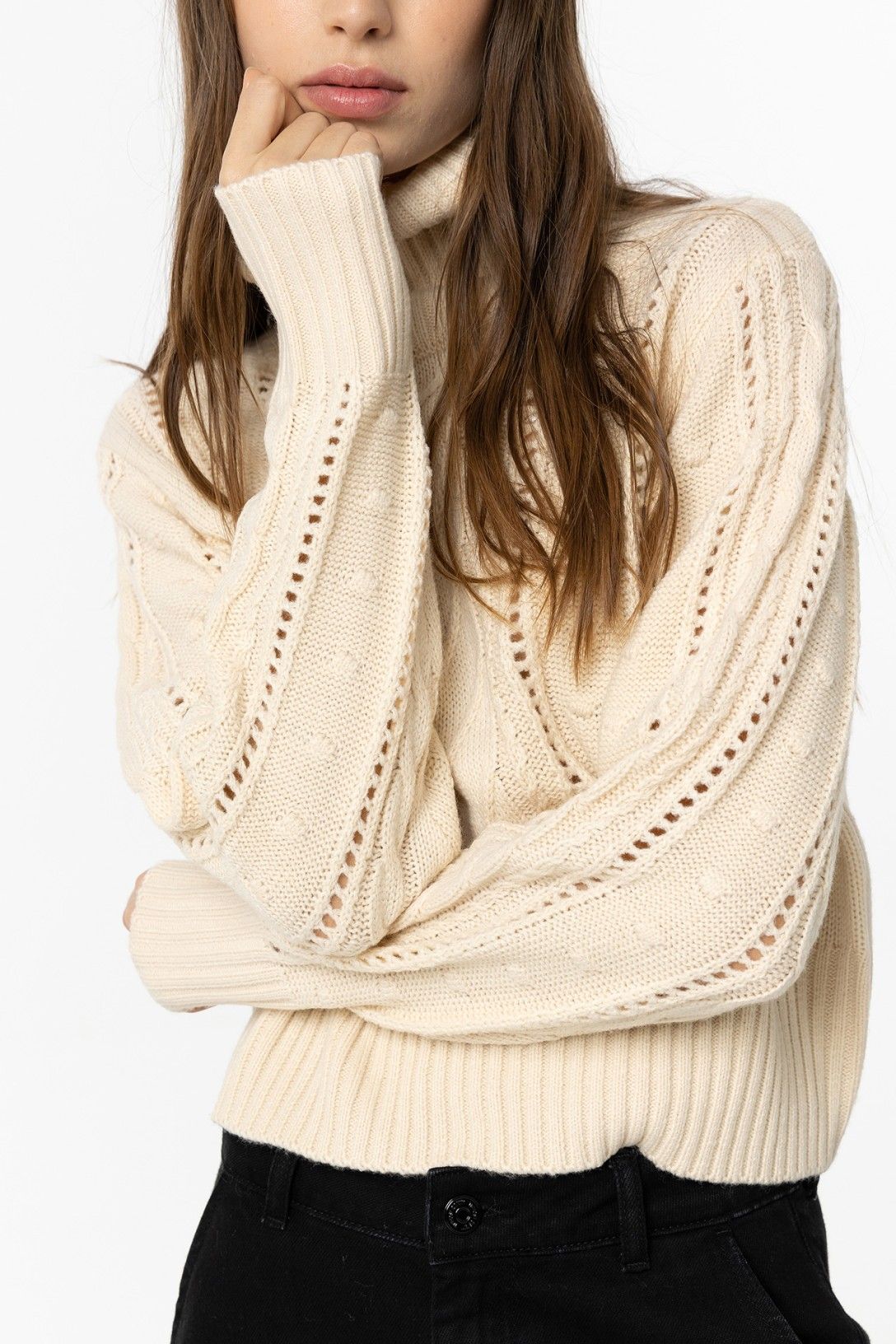 Maglione donna beige Midnattsol - dettaglio collo alto e lavorazione maglia