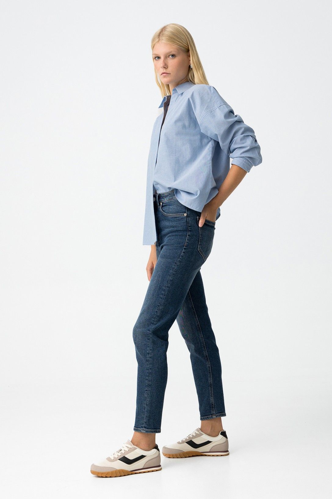 Jeans mom donna vita alta slim fit Tiffosi - vista laterale styling casual