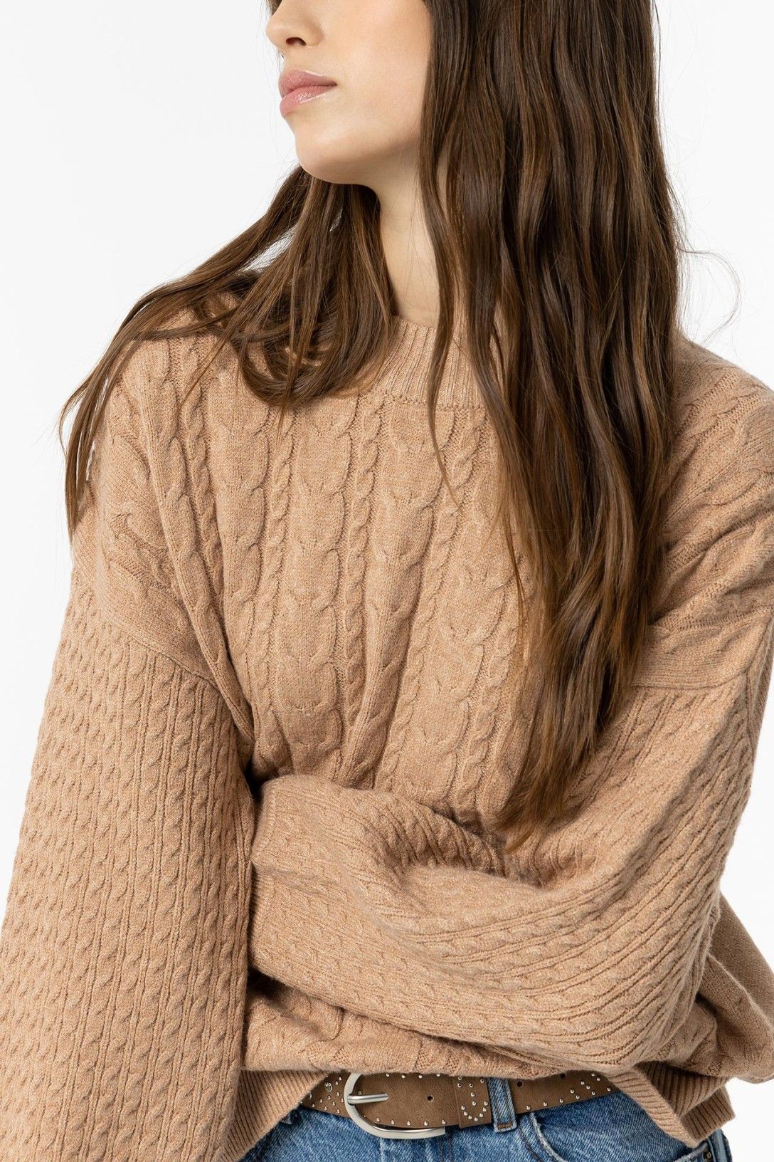 Maglione donna Anastacia - dettaglio tessuto morbido e vestibilità comoda