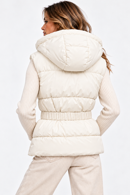  Piumino smanicato donna Titi Tiffosi panna indossato, vista posteriore con cappuccio