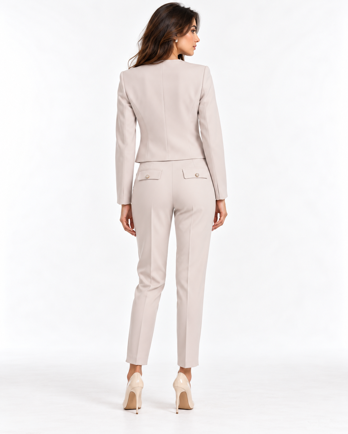 Tailleur donna Gadì 578 Burro vista posteriore, coordinato giacca e pantalone vita alta colore burro – Frarò