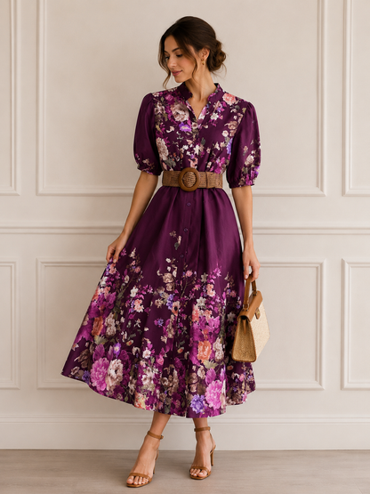 Abito donna floreale wine in cotone Made in Italy, vista frontale intera, indossato da modella - collo coreana scollo a V con bottoni, mezza manica, gonna midi ampia
