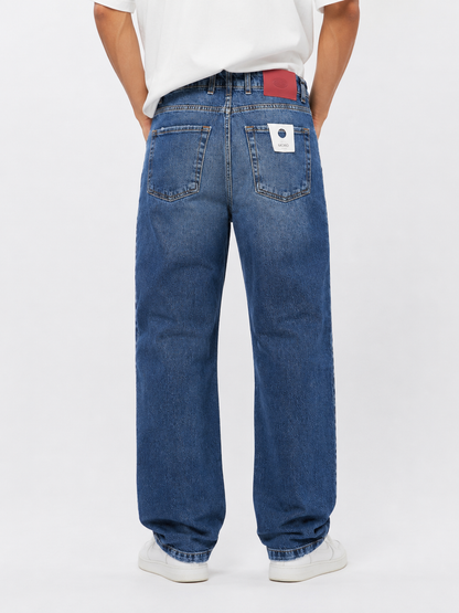 Jeans uomo gamba larga vista posteriore - indossato, dettaglio tasche e cuciture Made in Italy