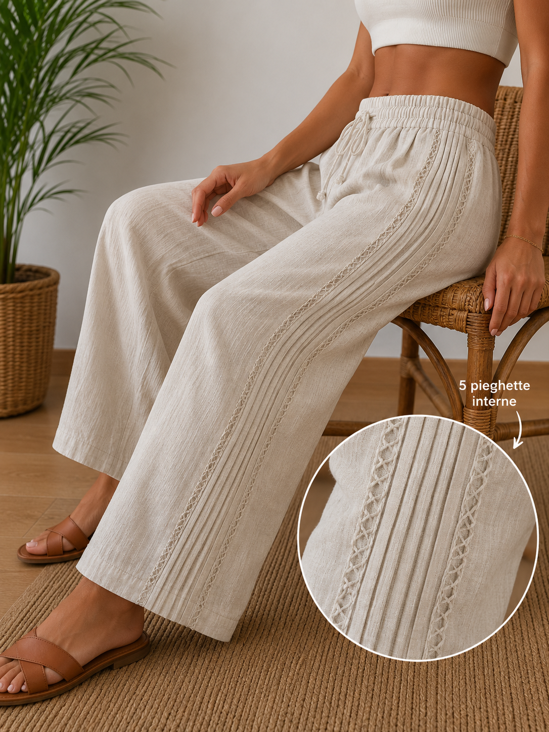 Pantalone palazzo in lino beige - gamba larga alta vita - vista laterale indossato da modella - dettaglio banda laterale ed elastico in vita - Made in Italy - Frarò