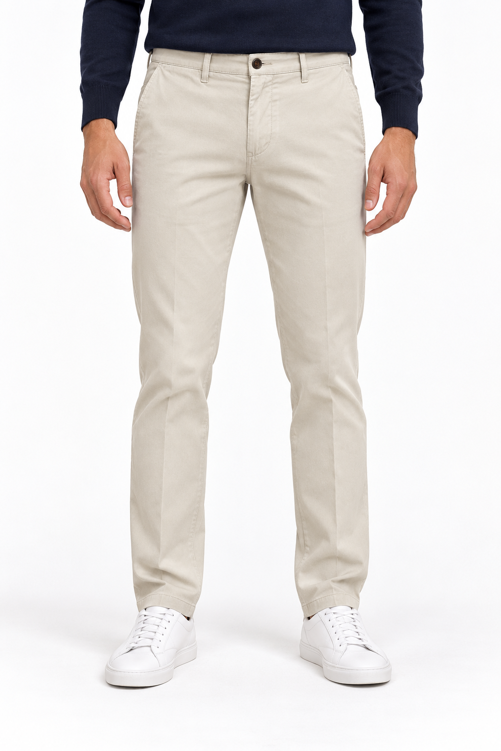 Pantalone uomo Moro 01S beige in cotone invernale slim fit, vista frontale indossato.