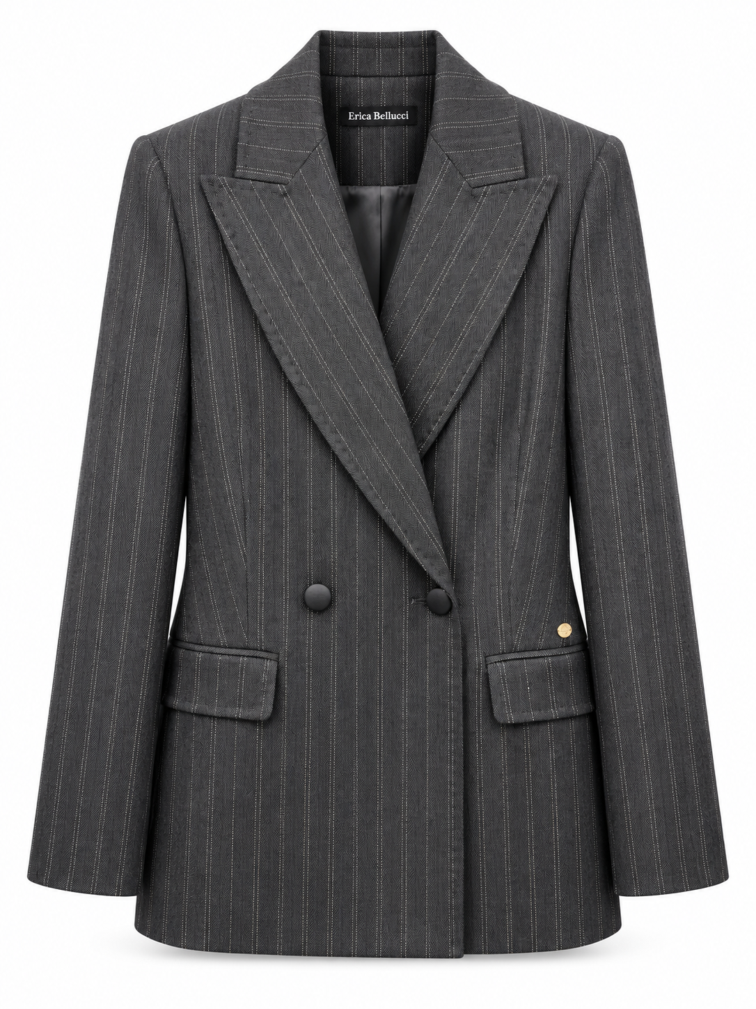  Blazer doppiopetto gessato del tailleur donna Erica Bellucci 513 con revers ampi, bottoni rivestiti e tasche con patta.