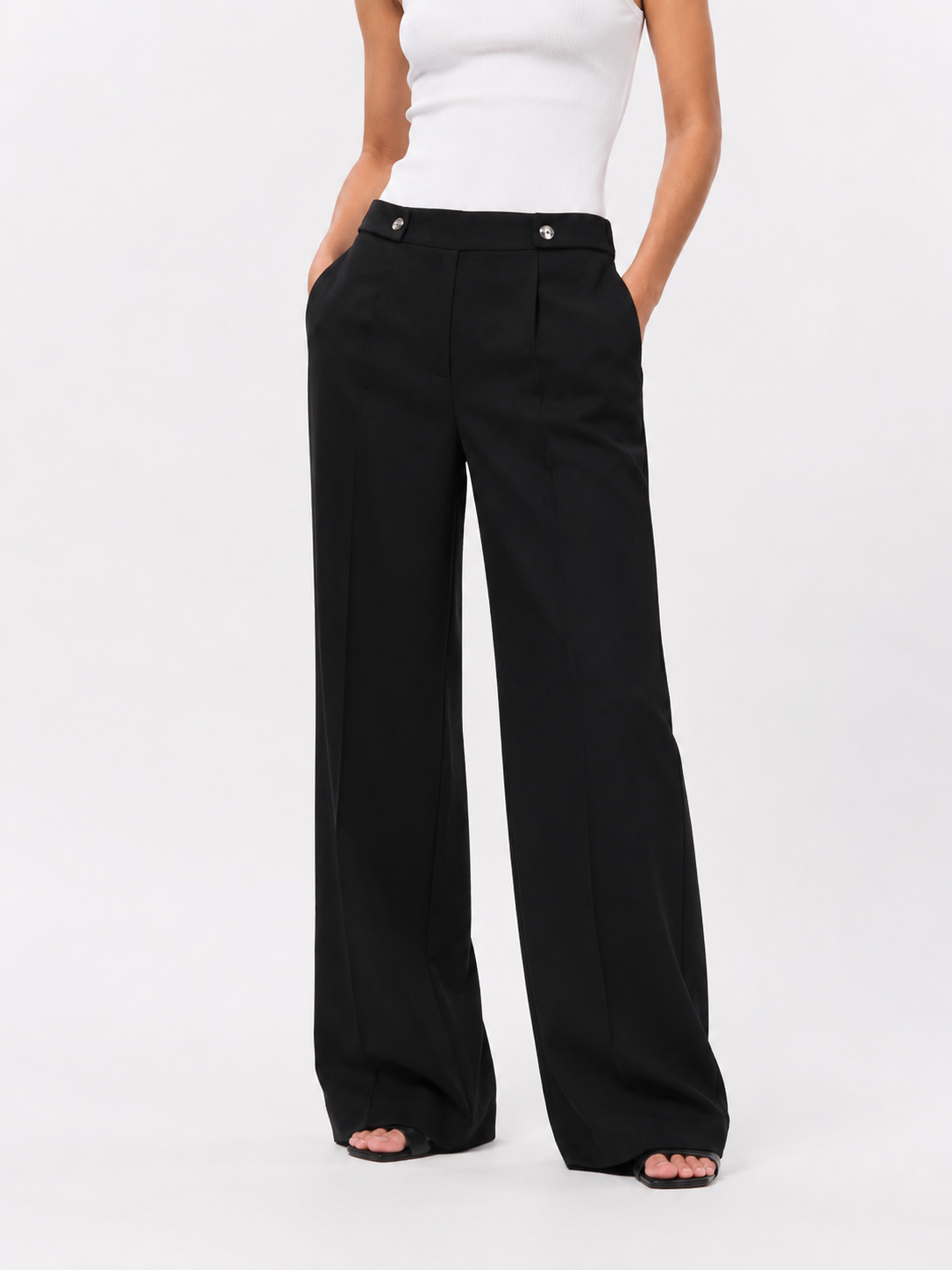 Vista frontale del pantalone donna Sammy Tiffosi nero, a vita alta, con taglio dritto e vestibilità oversize