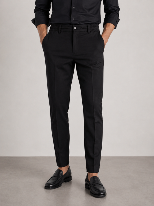 Pantalone uomo estivo poly viscosa colore nero  Made in Italy - vista frontale completa - indossato da modello.