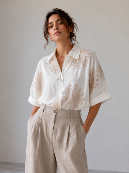 Camicia donna manica corta in TENCEL® colore panna, abbottonatura frontale, tessuto leggero e fluido, Made in Italy – Frarò

