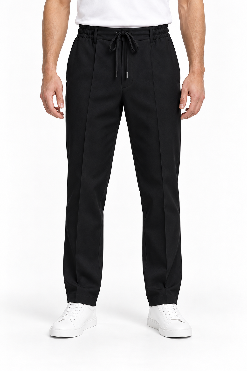 Pantalone uomo punto Milano nero, indossato frontalmente, con laccetto in vita e piega lungo la gamba.
