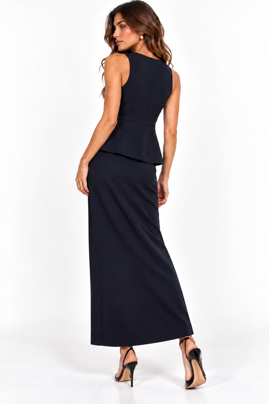 Abito donna lungo Jerimy Tiffosi blu navy indossato, vista da dietro a tre quarti con corpetto senza maniche
