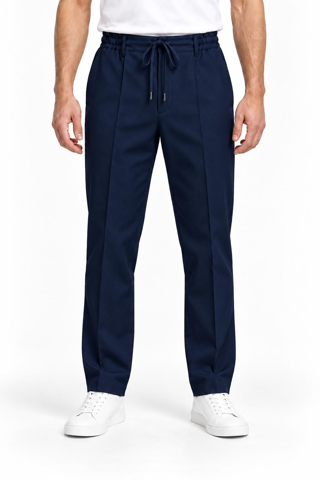 Pantalone uomo punto Milano blu scuro, indossato frontalmente, con vita elasticizzata e laccetto.