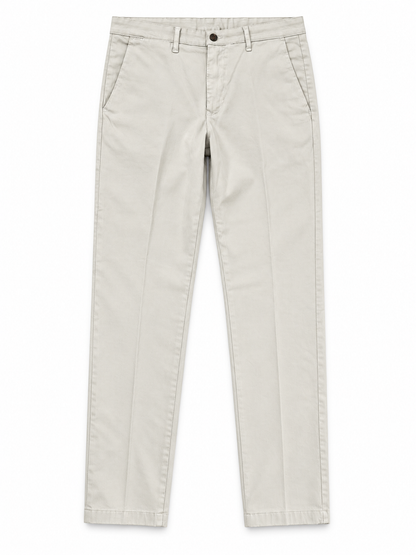 Pantalone uomo Moro 01S beige, vista frontale del capo con tasche America.