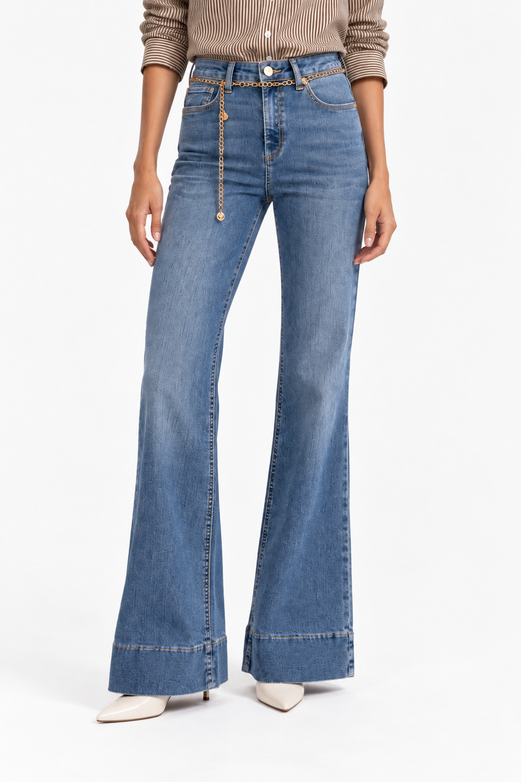 Jeans donna a zampa Zoe 76 blu denim a vita alta, vista frontale