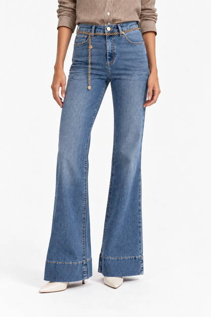 Jeans donna a zampa Zoe 76 blu denim a vita alta, vista frontale