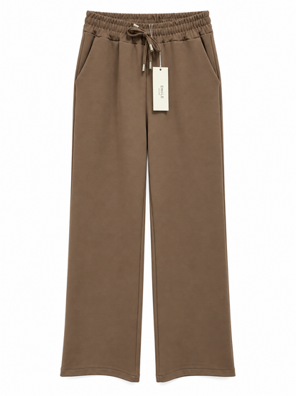 Pantalone donna wide leg camel Ehnlè Milano, vista frontale con vita elasticizzata, laccetto e tasche.