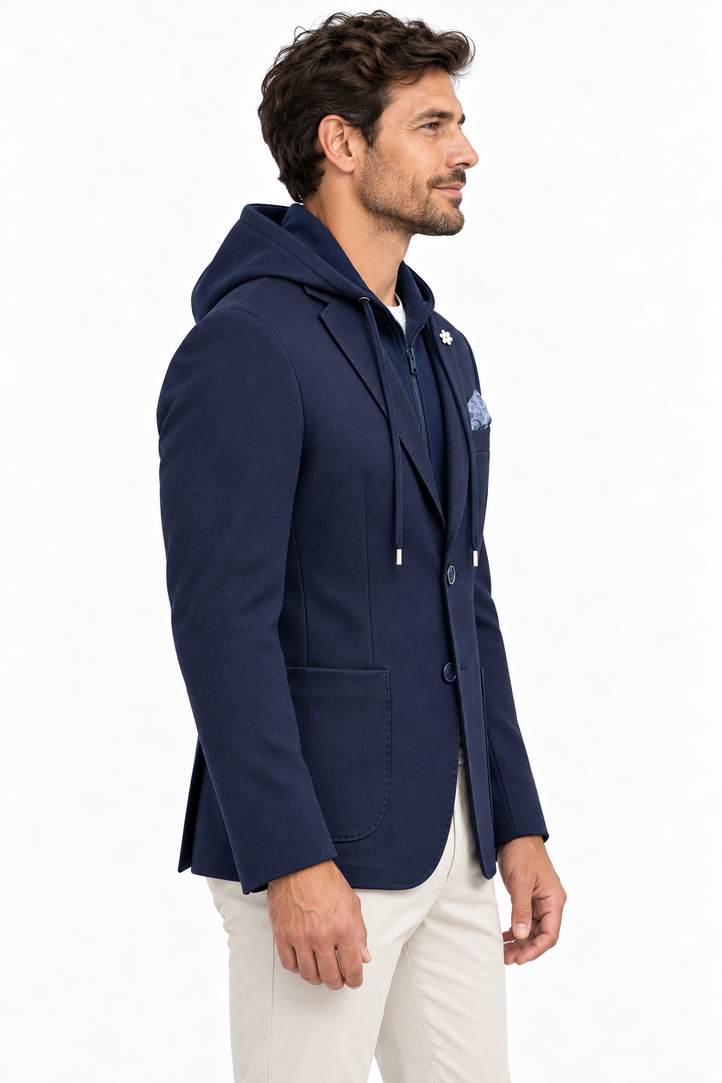 Giacca uomo punto milano Moro blu scuro con cappuccio, vista laterale indossata con tasca applicata e revers.