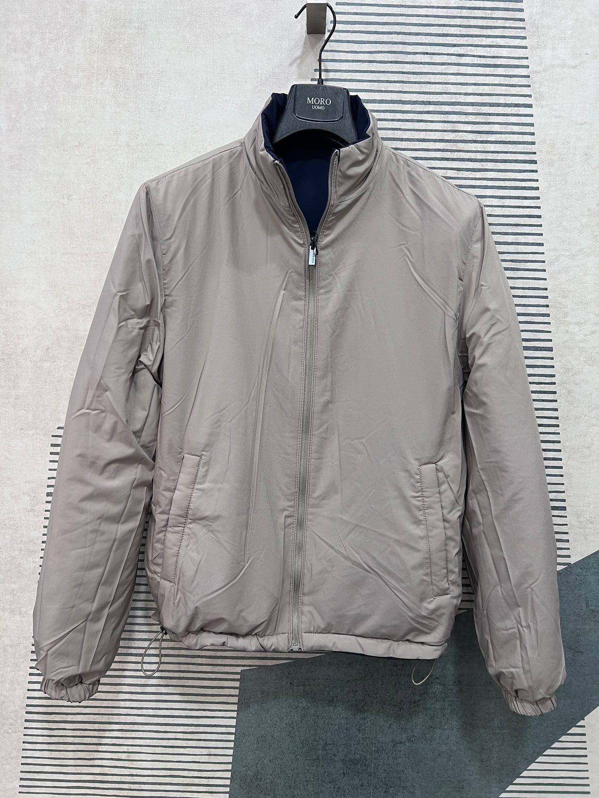Giubbotto uomo reversibile Cayo Tiffosi beige, capo appeso vista frontale