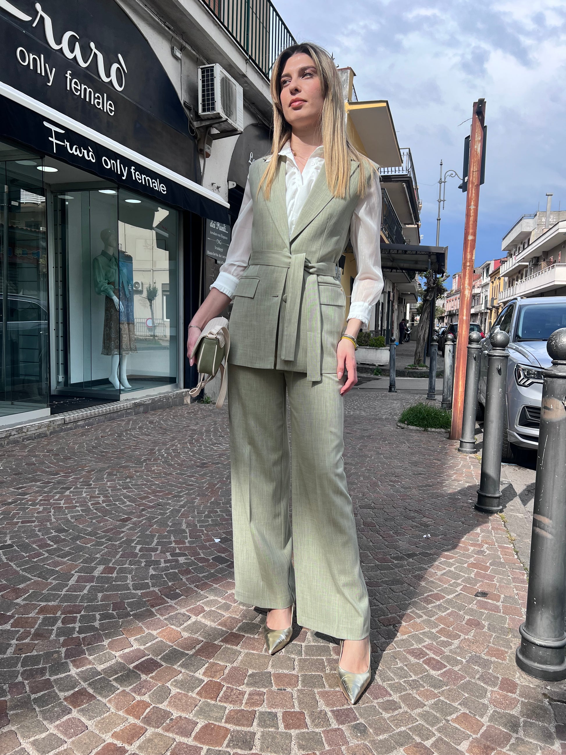 Tailleur 544 con Gilet dettagli pantalone