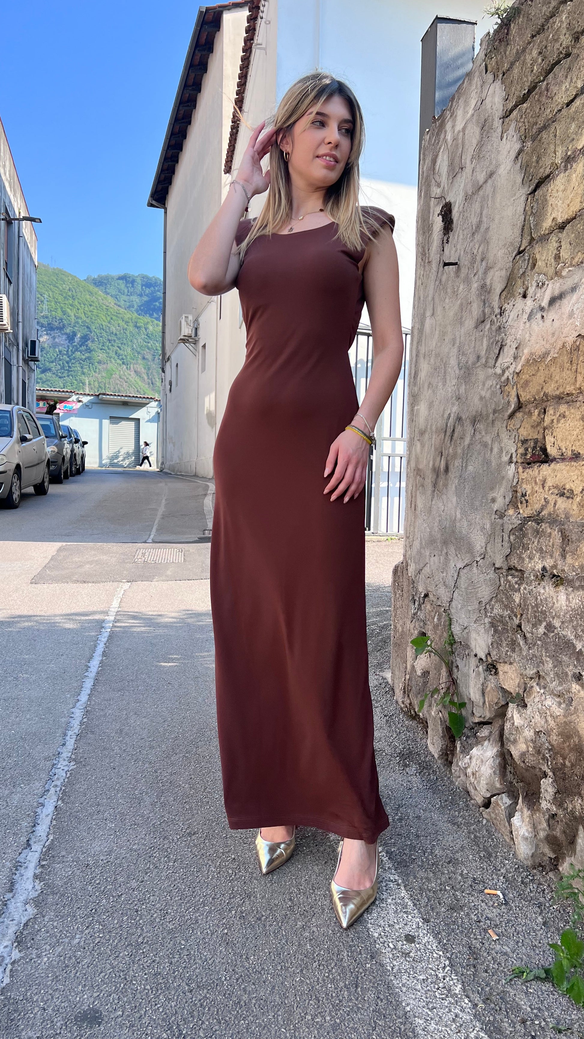 Abito Lungo P202 Moro e Nero elegante Made in Italy con tessuto leggero di alta qualità"