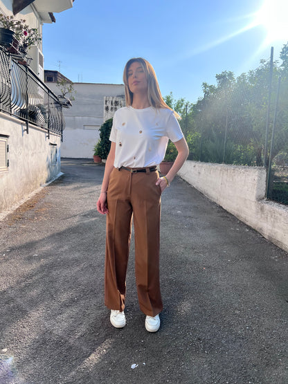 "Pantalone Cord Set Street colore Moro, dettaglio della vita e della gamba, vestibilità comoda"