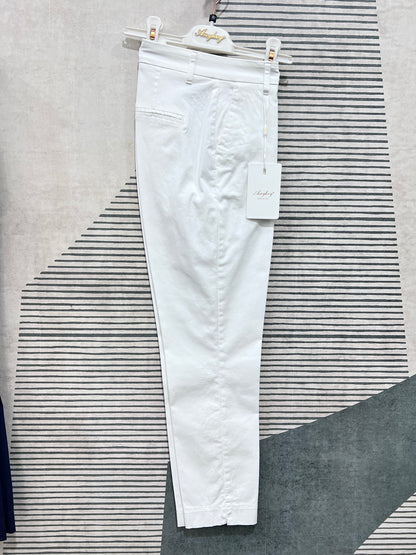 "Pantalone Any in cotone Capri colore bianco, vista laterale"