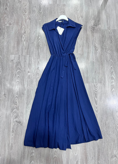 "Abito COSPICA blu - modello midi con colletto camicia e cintura in vita, stile elegante per outfit estivi"