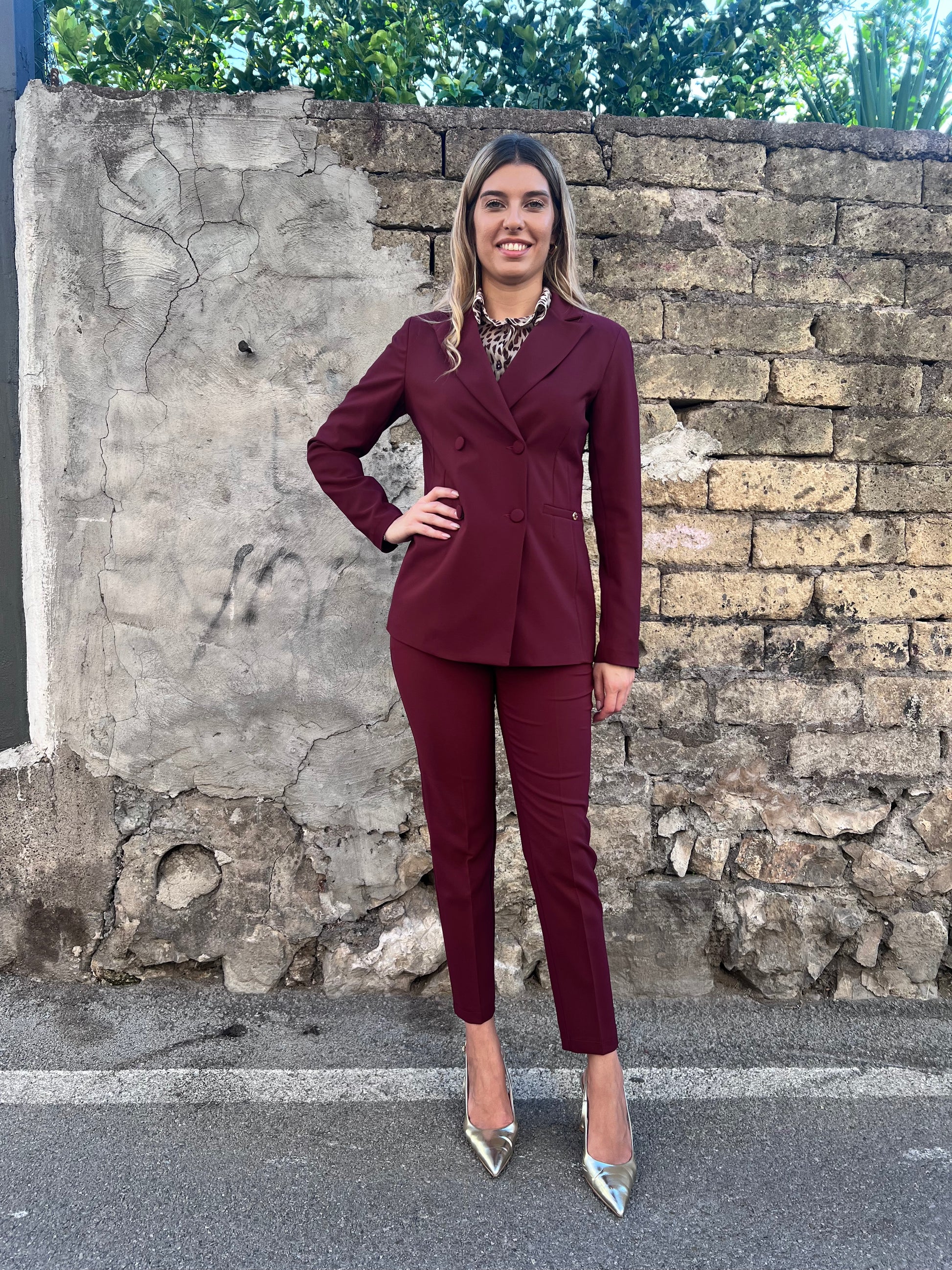 Tailleur donna professionale bordeaux Erica Bellucci - outfit completo versatile