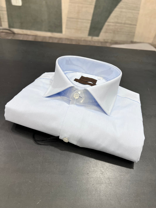Camicia uomo Oxford celeste  - vista frontale completa
