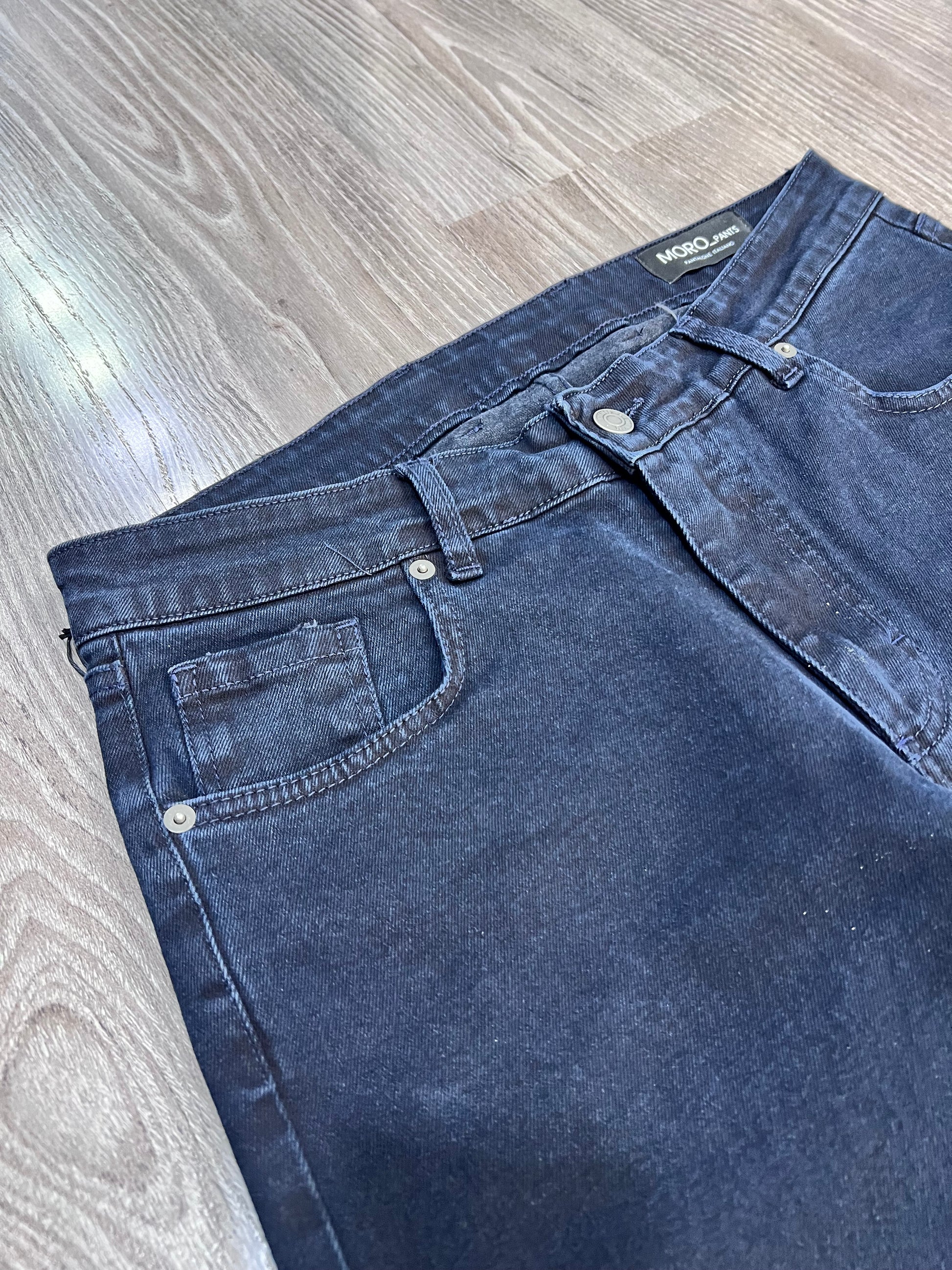 Jeans 5 tasche blu - dettaglio tasche e finiture Made in Italy