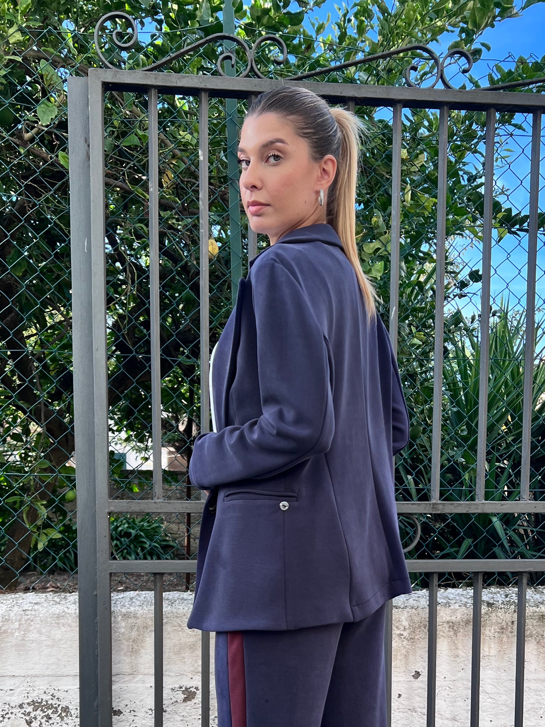 Giacca donna  blu - Erica Bellucci - Vista posteriore tessuto felpa elegante comfort
