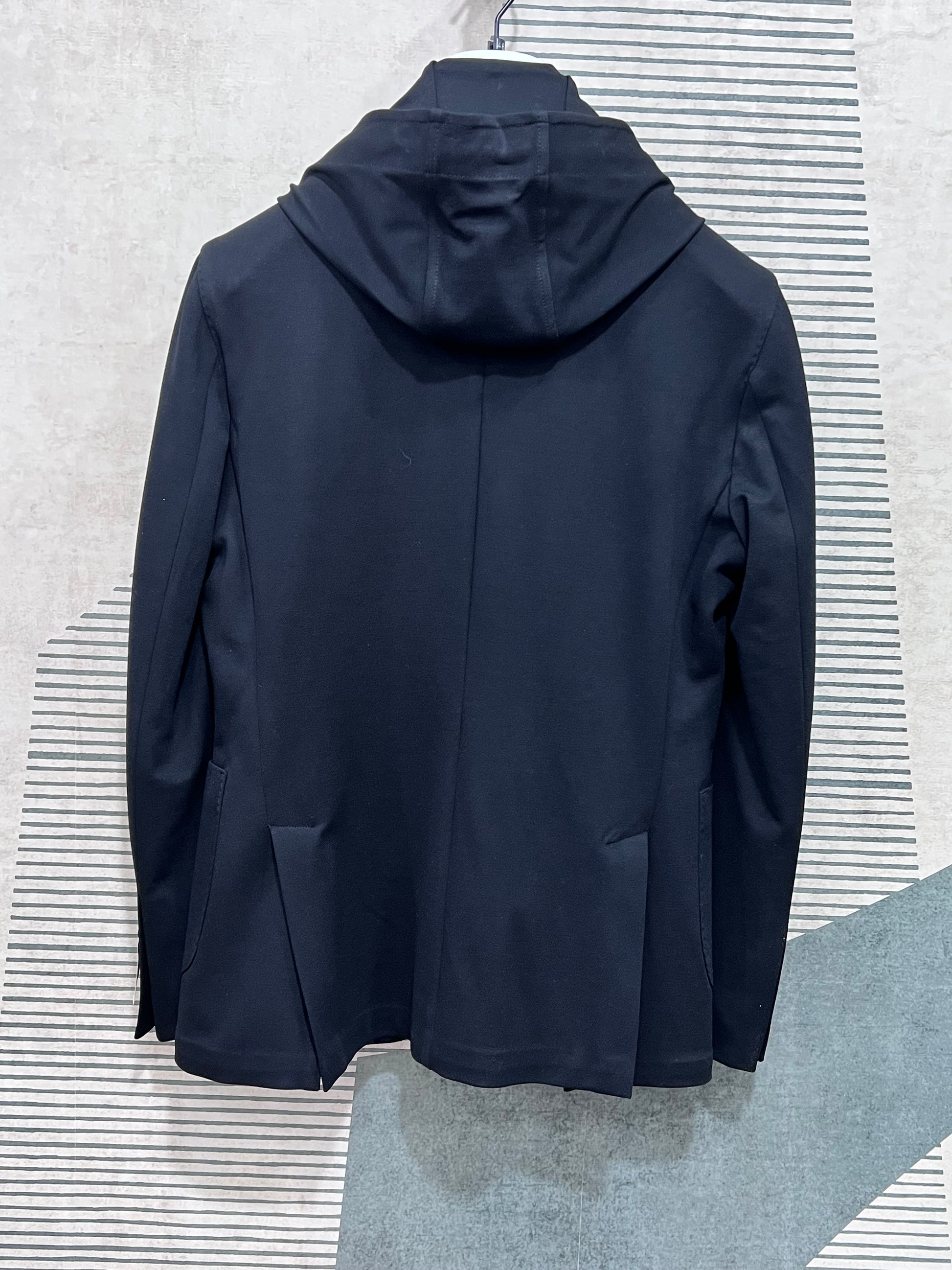 Giacca punto milano uomo nero - vista posteriore con cappuccio