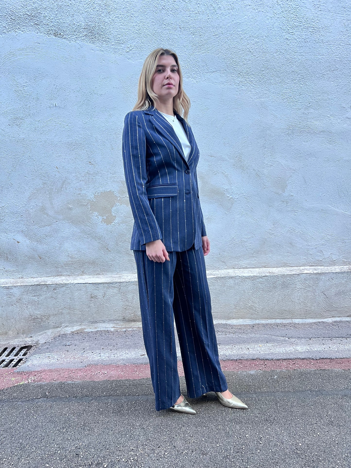 Completo tailleur donna Erica Bellucci - vista laterale blazer e pantalone