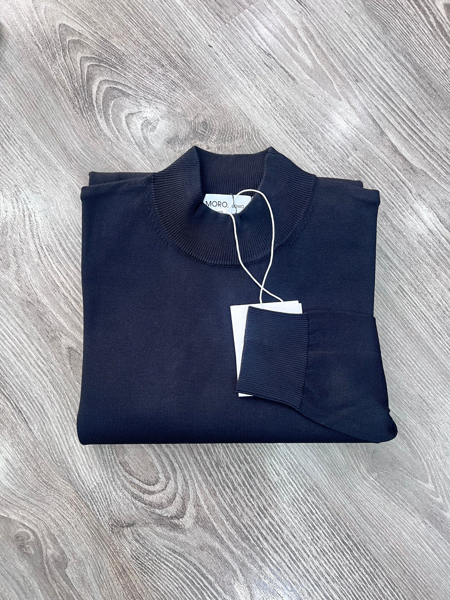 Maglia uomo mezzo collo blu con polsi elastici e bordo elastico
