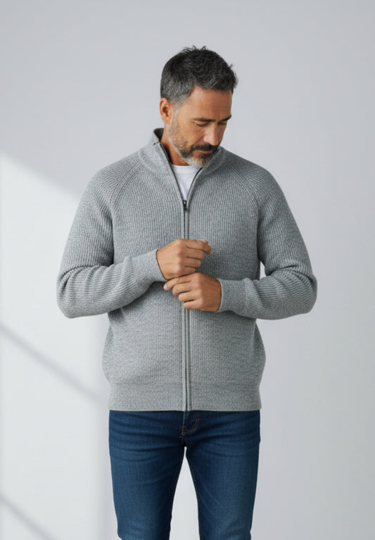 Cardigan uomo lana grigio con zip Made in Italy - vista frontale
