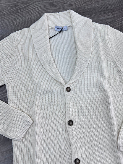 Dettaglio lavorazione a coste cardigan panna premium - texture lana cotone